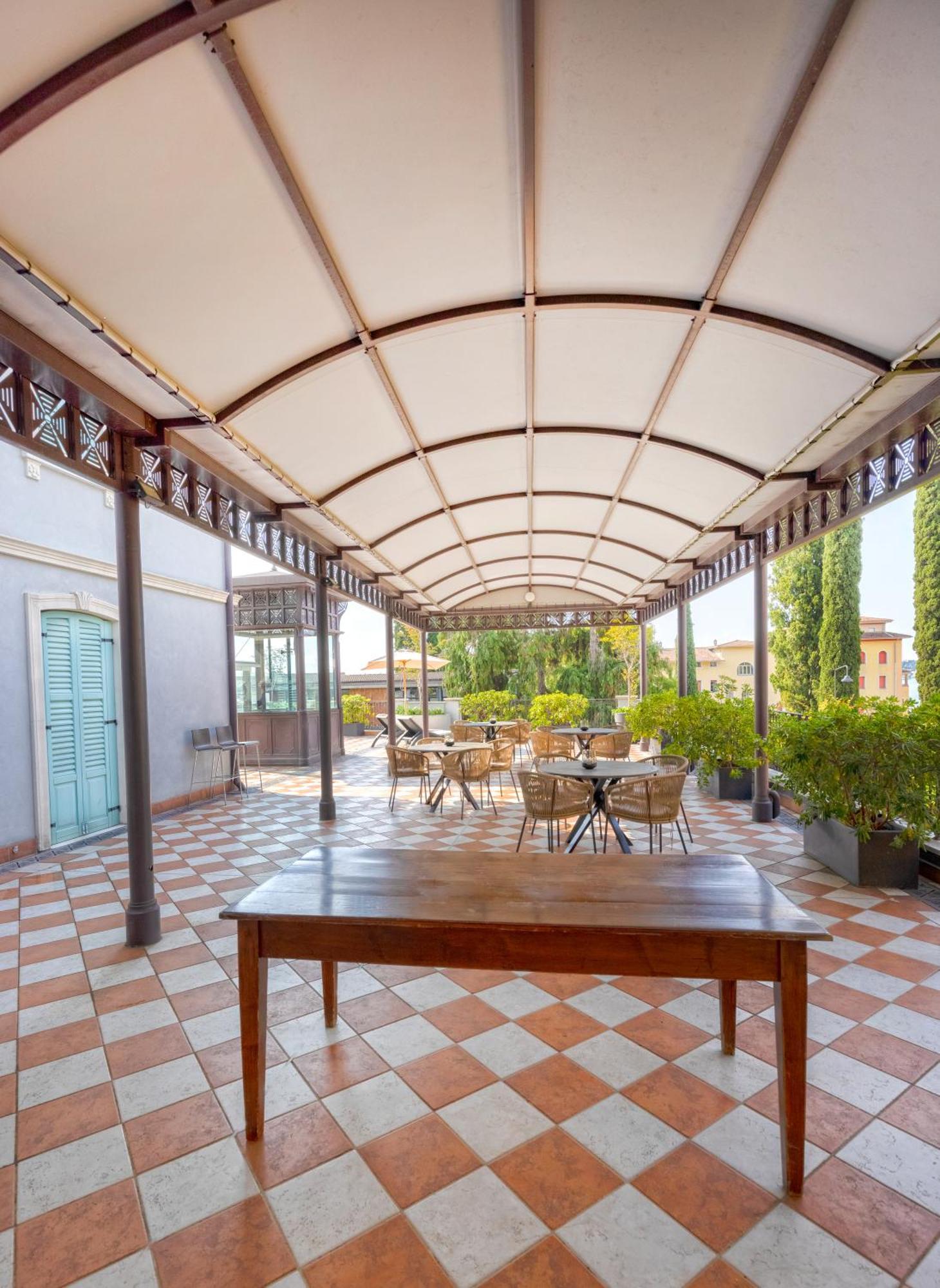 Gardone Palace Hotel Gardone Riviera Extérieur photo