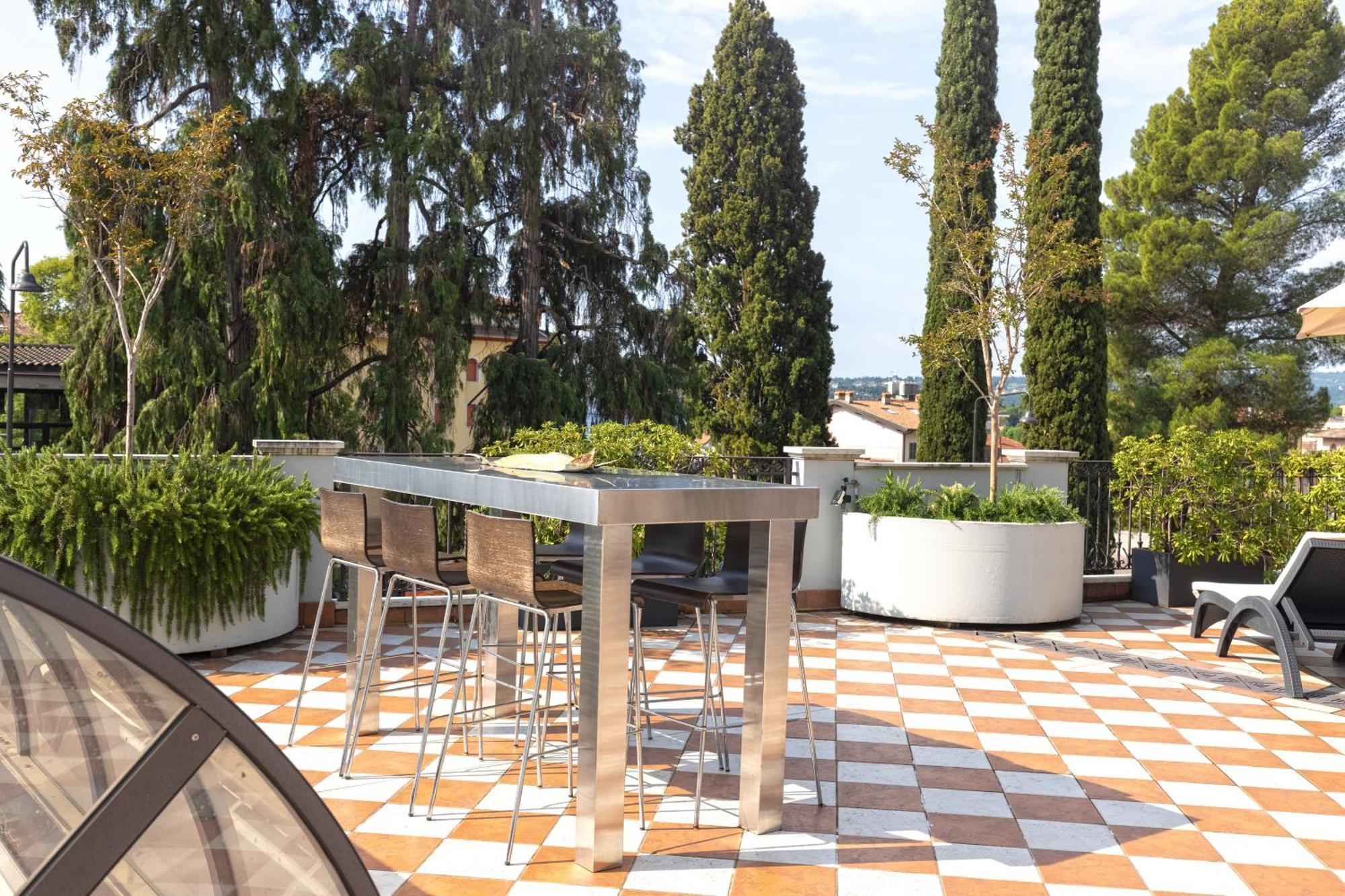 Gardone Palace Hotel Gardone Riviera Extérieur photo