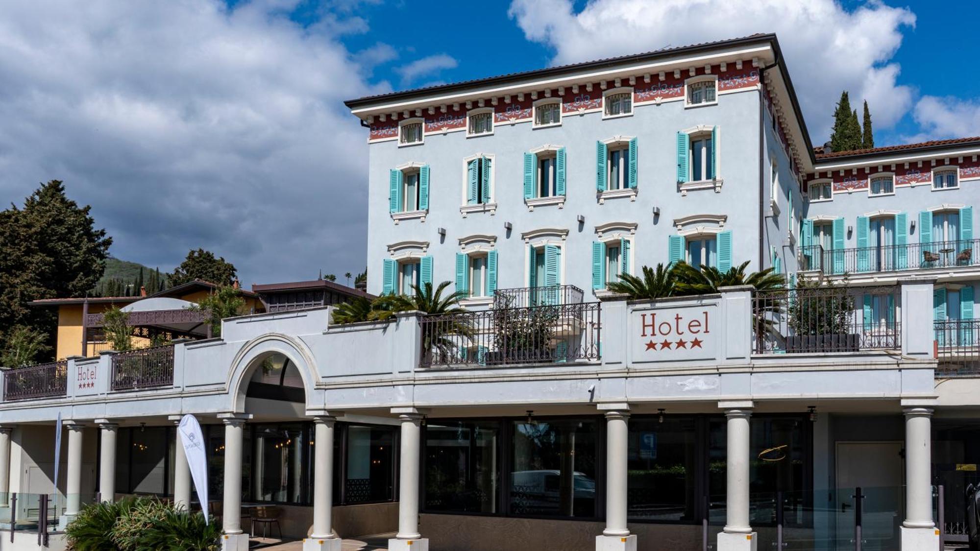 Gardone Palace Hotel Gardone Riviera Extérieur photo